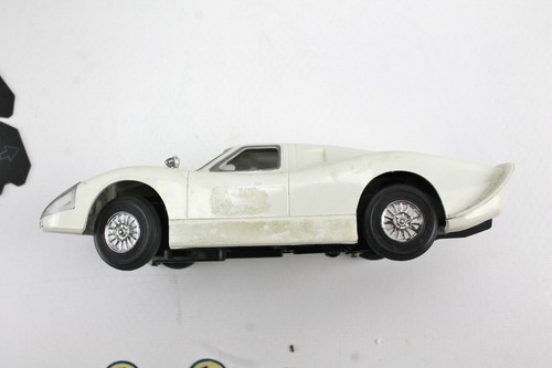 *As-is* Vintage 1969 Amaze-A-Matics Chrysler Charger III White Car Hasbro - Picture 5 of 11