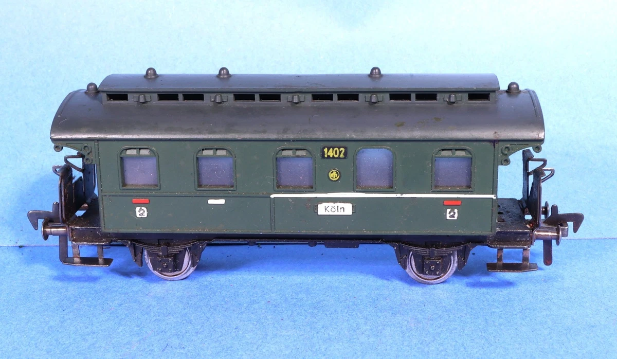 Lot 400 - A group of FLEISCHMANN HO gauge German and