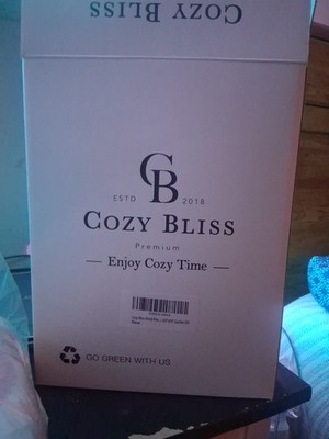 Blanket Throw 43x59  By Cozy Bliss New Vacume Sealed In Bag