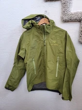 Men's Arc’teryx Beta SL Jacket Green - S