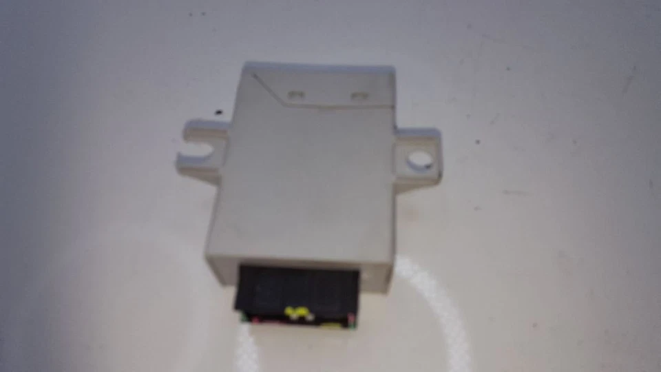 Theft-locking 防盗电脑 Thru 11/30/05 适合 01-06 宝马 M3 907960 — 第 3/4 张图片