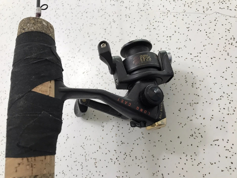 Frabril 26” Light Ice Fishing Rod & Silstar Reel Combo Good Used Condition - Image 3 of 4