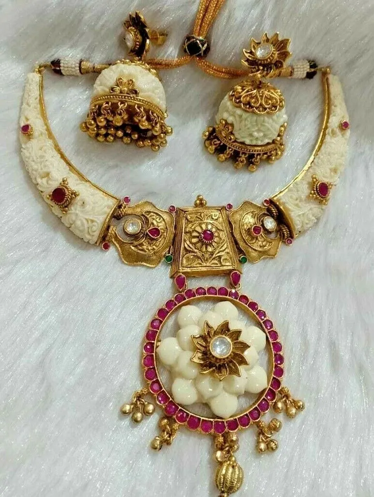 Beautifully Designed Gold Polish Necklace Set With Jhumka
