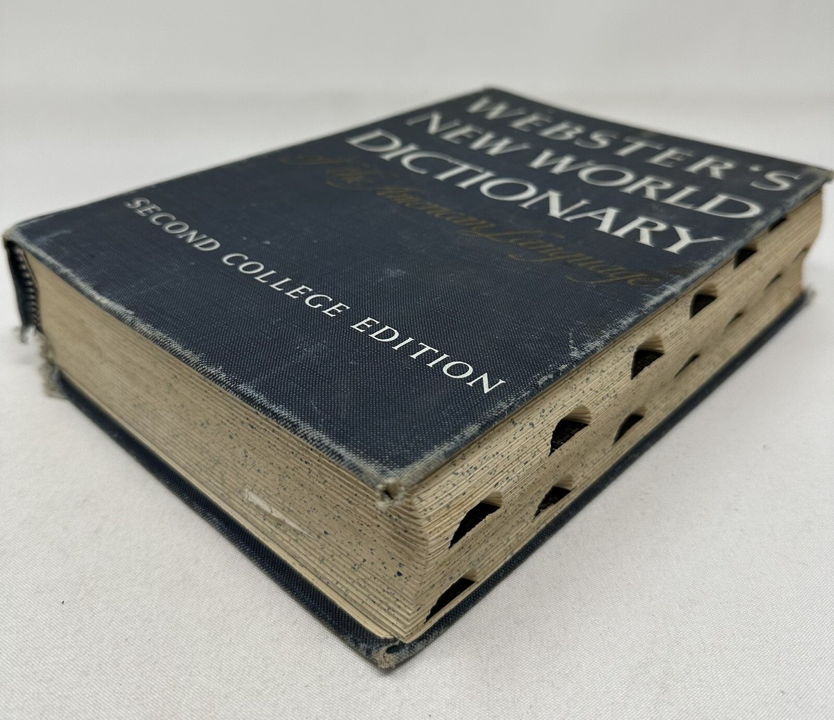 Websters New World Dictionary Of The American Language 2nd College