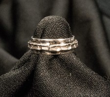 Sterling Silver Ring with Geometric Design Size 4