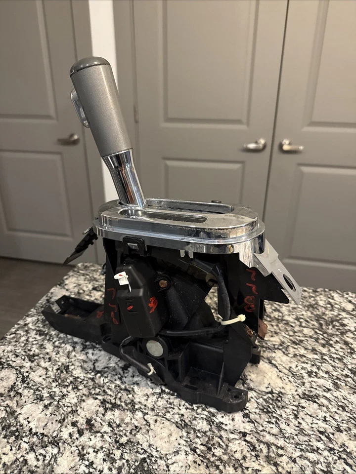 2004-2008 Ford F150 Truck AUTOMATIC Center FLOOR GEAR SHIFTER ASSEMBLY (778) - Image 2 of 4