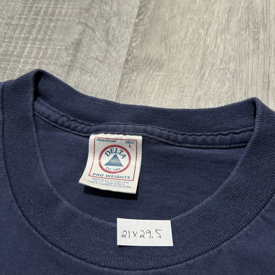 Vintage UCONN Huskies 1998 Big East Championships College T Shirt Sz Large - Image 4 of 4