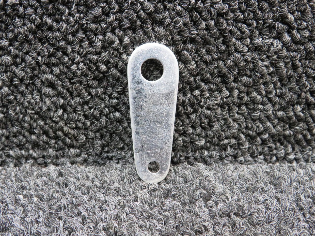 0460106-1 Cessna Airframe Link (New Old Stock)