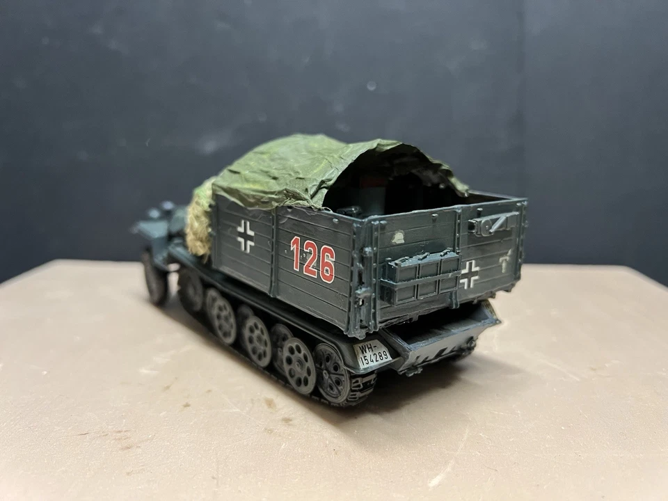 Maquette Montée ww2 1/35 Tamiya Sdkfz 251 Pritsche Transport Bidons Etc - Photo 3/4