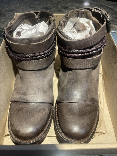 STEVEN SIMBA Brown LEATHER ANKLE BOOTS 