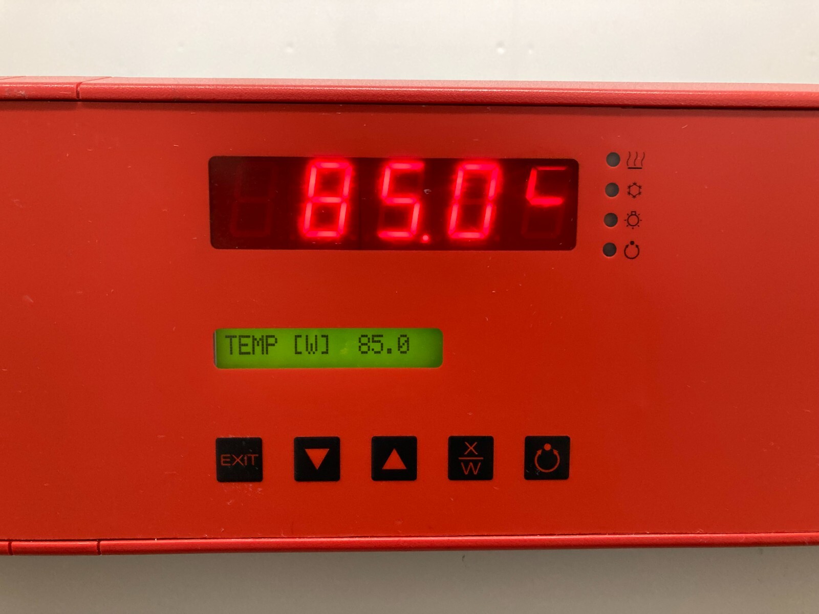 BINDER KB 115UL Environmental Test Chamber (10 +100C) Working