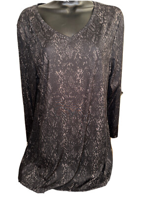 Lulu Roe Long Flow Black Tones Medium Sleeve Shirt Woman's NWT Pullover V-Neck
