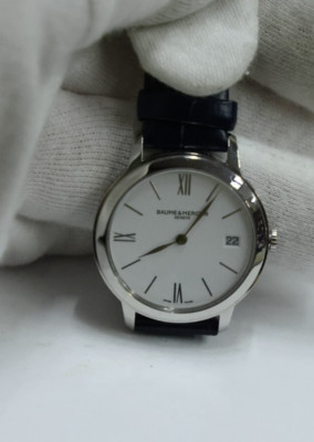 Vintage Baume & Mercier Stainless Watch 32 mm Classima Engraved 65808 (Runs)