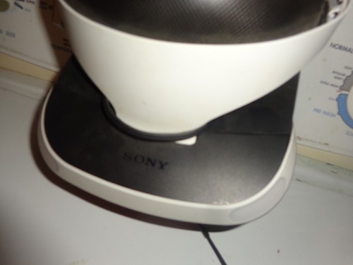Sony PlayStation VR PSVR PS4 Virtual Reality Headset Only parts or repair - Picture 2 of 4