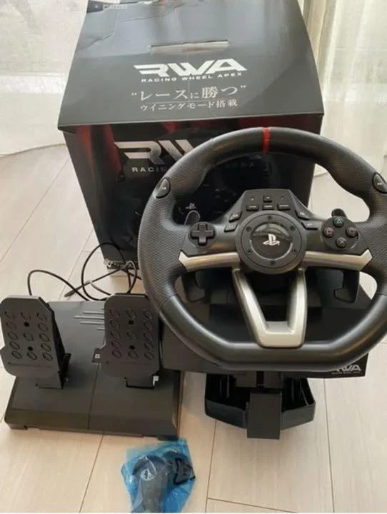 Hori PS5/PS4 RWA Racing Wheel Apex + Gran Turismo 7 (PS4) a € 199,90 (oggi)