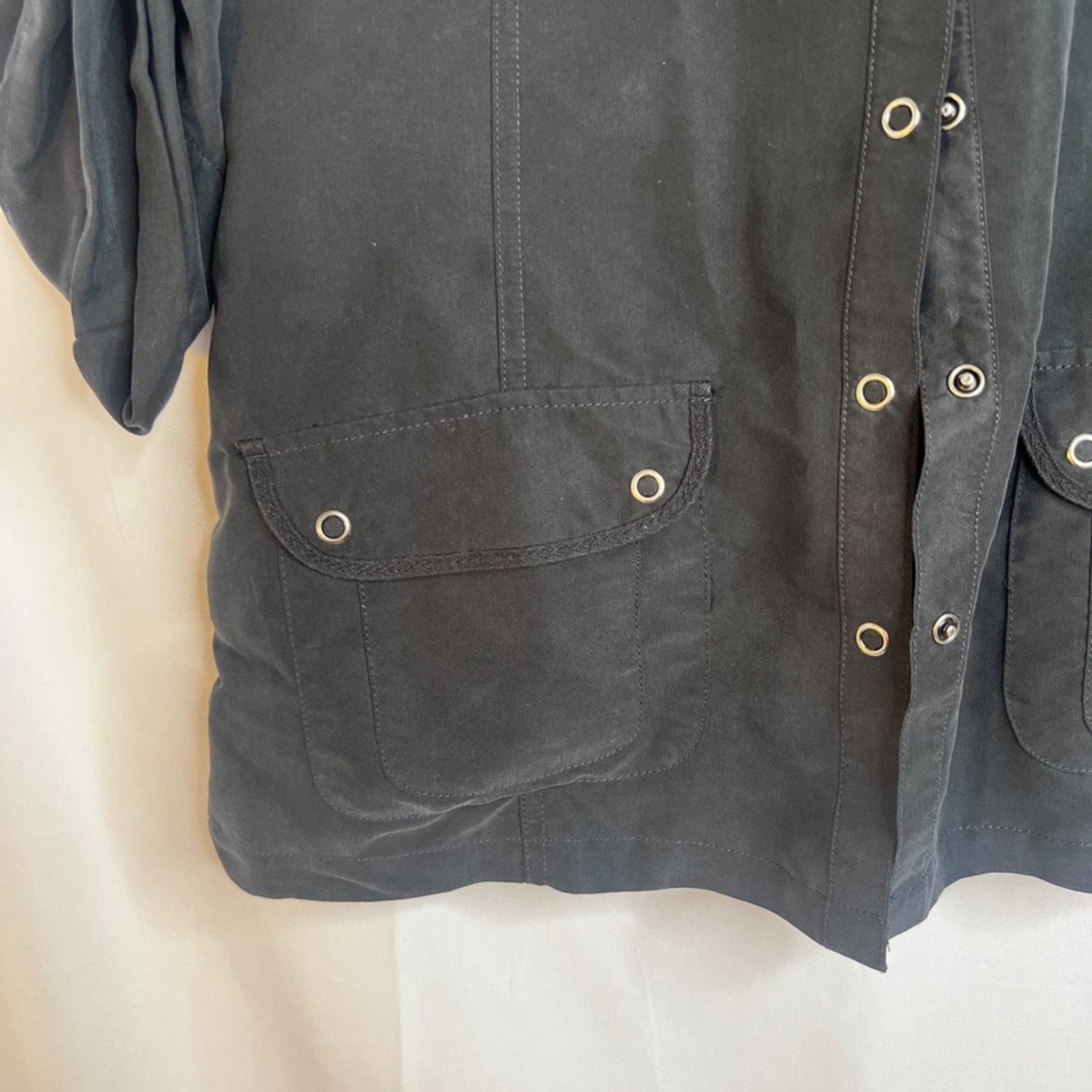 Chicos Snap Button Roll Cuff Back Cinch Casual Sh… - image 4