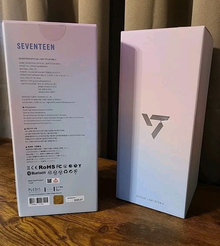 2 - SEVENTEEN OFFICIAL LIGHT STICK VER.3 & 9th Mini Album - Picture 2 of 4