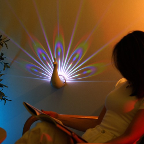 Peacock Wall Lamp 3D Ambient LED Light Modern Decorative Animal Lighting - Picture 1 of 7