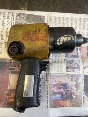 #ad Ingorsoll Rand Thunder Gun 1 2 Inch Impact Gun $225.00