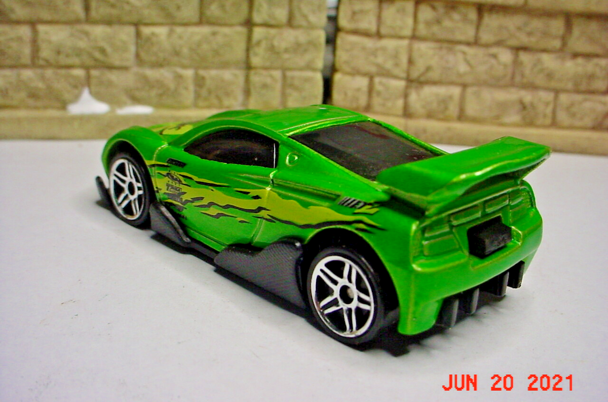ミニカー 2004 hotwheels Amazon.com: Mattel Hot Wheels 2004 First Editions 1:64 Scale