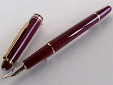 Montblanc Meisterstuck Classique 144 Fountain Pen Burgundy GT 14K Nib