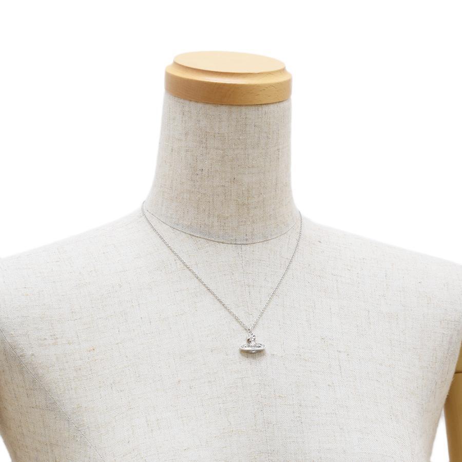 AW22-23 Vivienne Westwood Pendant PINA SMALL BAS RELIEF Silver 