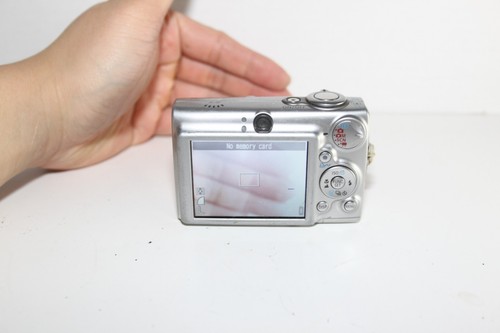 Canon PC1169 Camera Silver - Picture 2 of 5