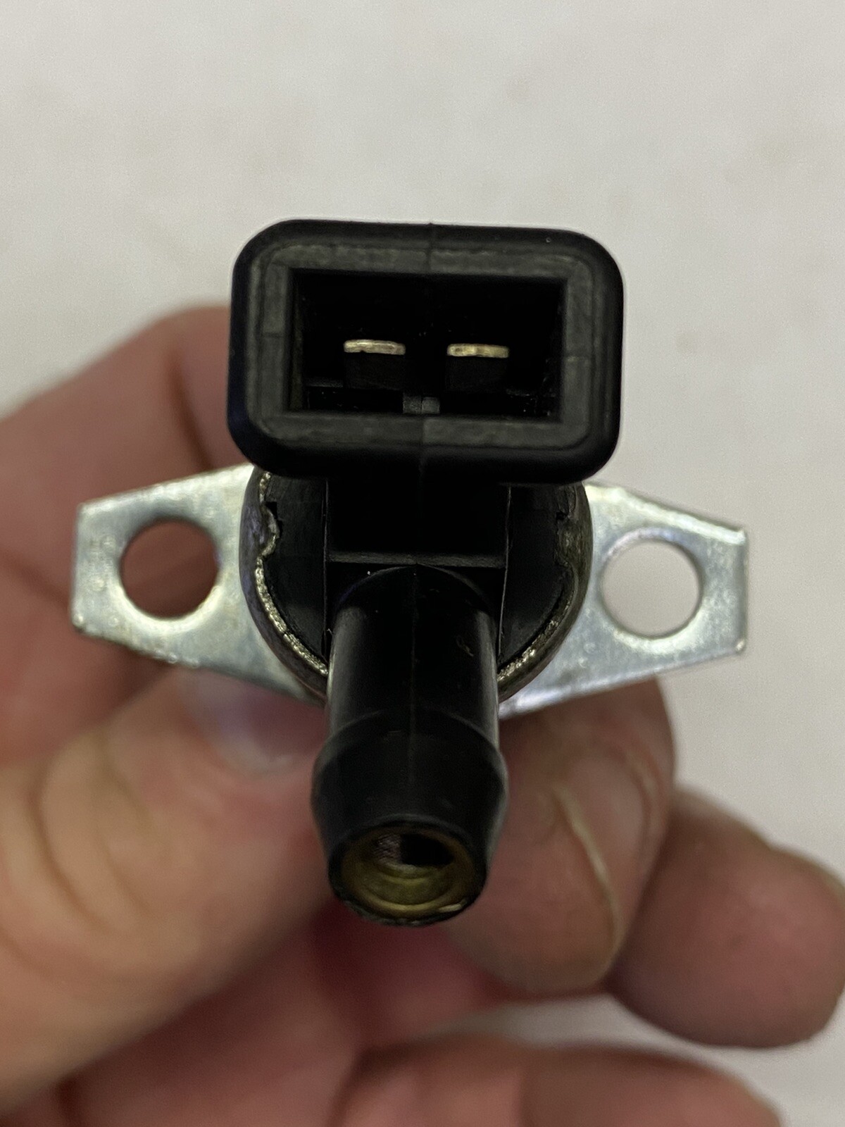 Bosch. New VW /Porsche Air Cooled Type 3 Cold Start Valve 196873. 311