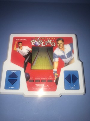 Tiger Electronic Fast Lane Bowling Handheld Game Tested Ebay