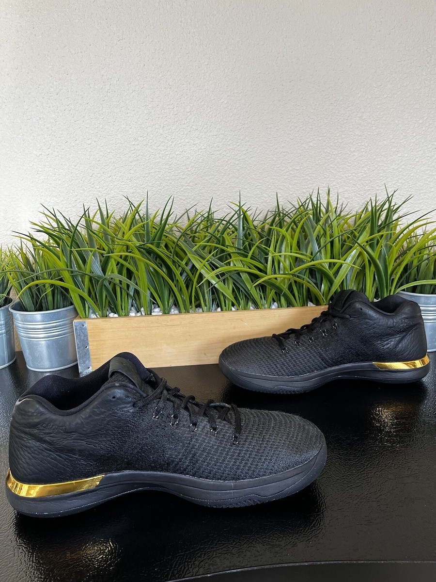 Air Jordan XXX1 Low Black Gold 897564-023 Men's Size 12 Rare Grail