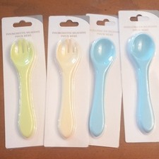 Lot cuillères & fourchettes bébé silicone bleu beige vert réf. CCD.0009F.00012