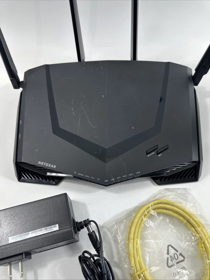 NETGEAR Nighthawk Pro Gaming XR500 Wi-Fi Router Up to 2.6 Gbps XR500-100NAS - Image 2 of 4