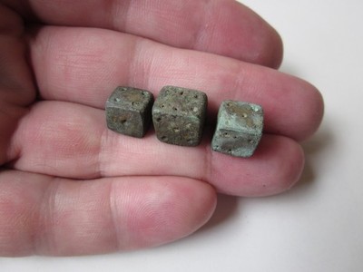lot of three rare Roman legionnaire gambling pieces bronze engraved dice I-III A