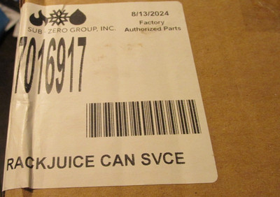 Sub Zero Refrigerator CAN / JUICE RACK - OEM Part No. 7016917 - New! (Open box)