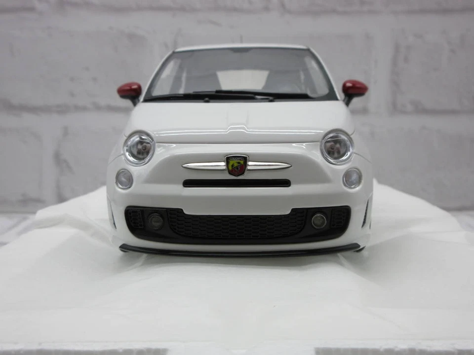 1:18 Top Speed ABARTH 595 White GARA WHITE TS0397 Resin Model Car CHN - Image 2 of 4