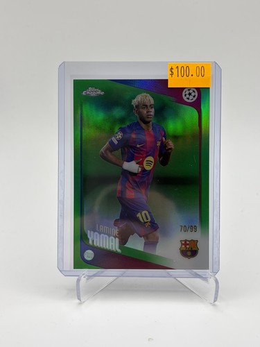 Lamine Yamal [Green Refractor] #10 2025 Topps Chrome UEFA card