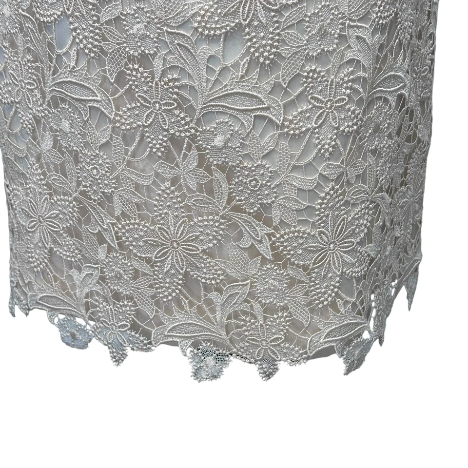 Vestido de novia moderno Trousseau 100 % seda personalizado de encaje completo talla pequeña Foto 4 de 4