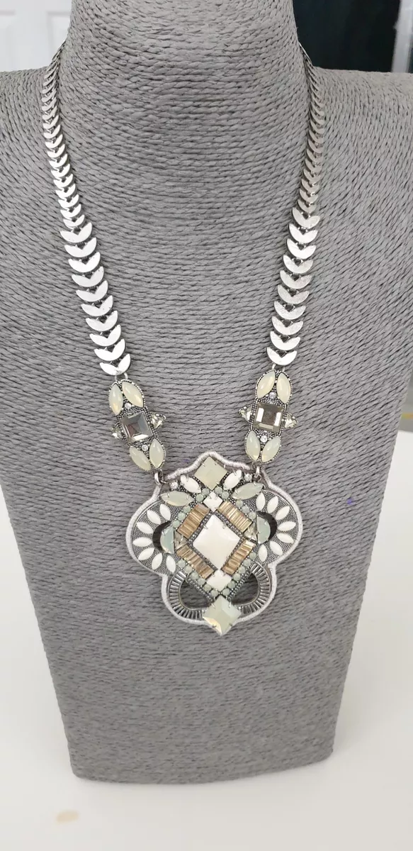 Stella and dot best sale locket