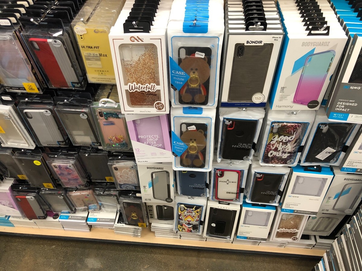 Wholesale Lot of 10pc Mix iPhone XS MAX Cases in Retail Package for Display