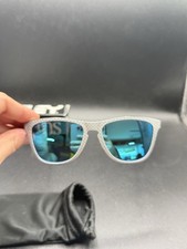 Oakley Frogskin Checkbox Silver/Prizm Sapphire Iridium OO9013-C055 New