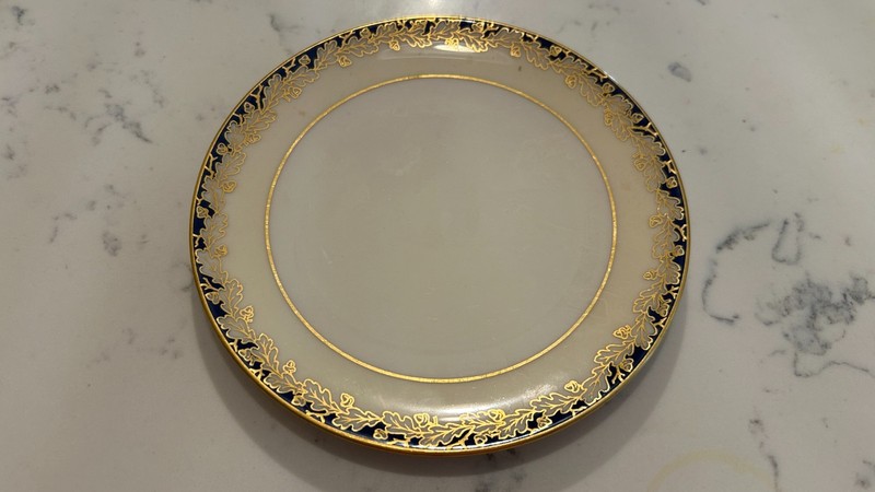 Antique Lenox Cobalt Blue & Gold Oak Leaf Acorn Border Plate Ivory USA