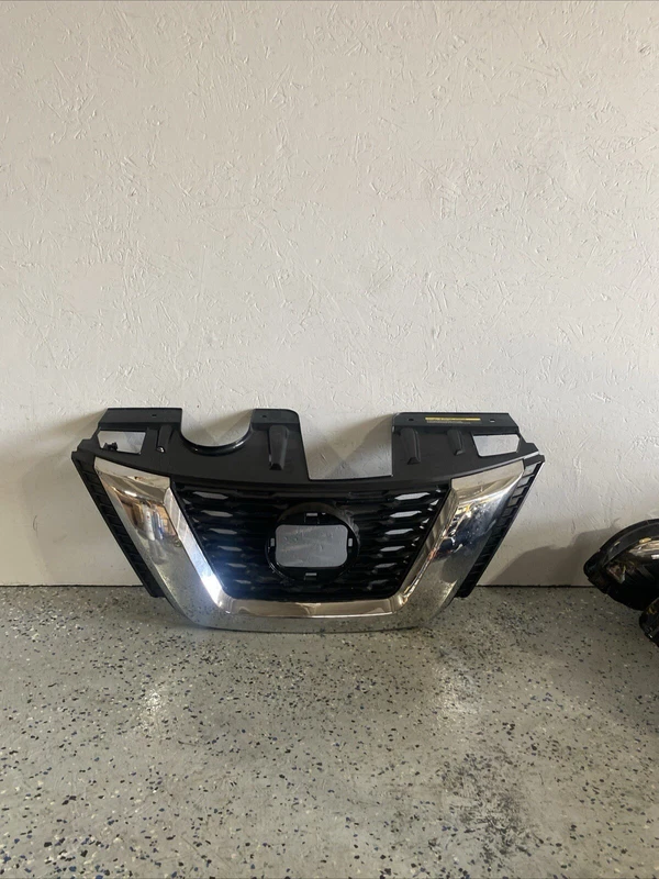 Nissan Rogue Front 2016 2017 2018 Grill Grille Oem 623105hroa
