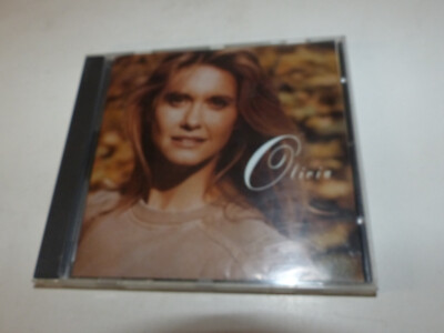 CD  Olivia Newton-John - Back to Basics-the Essential