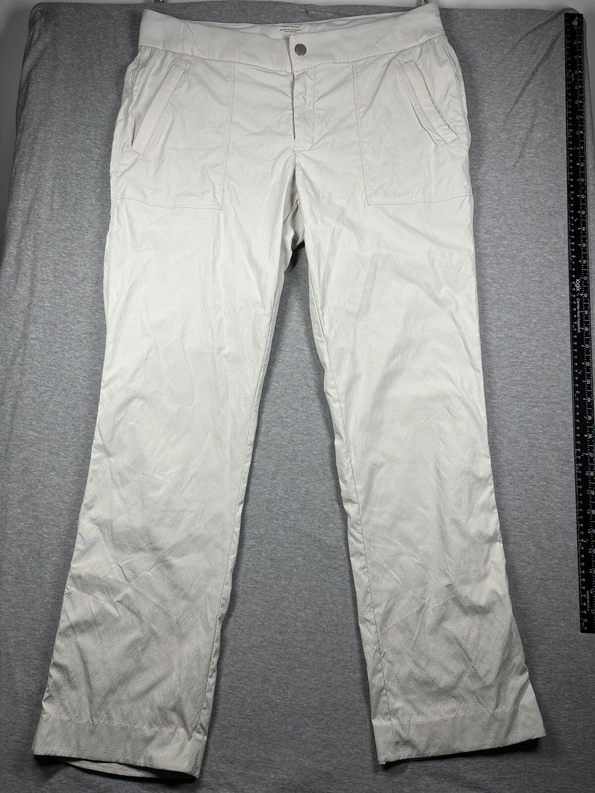 Athleta Trekkie Hike Pants Stretch Ripstop Hiking Women’s Size 14 Beige Ripstop