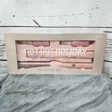 FOXYBAE Hot Hot Holiday Flat Iron,Curling Wand, Protectant,Primer NIB SEALED