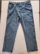 New Wrangler Blues Light Blue Straight Relaxed Fit Jeans 42 X 32 NWT