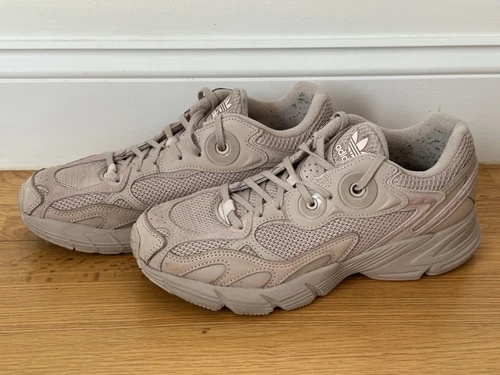 Adidas, Womens Astir Low Wonder Running Shoes, Taupe, Size 8 - Picture 1 of 8