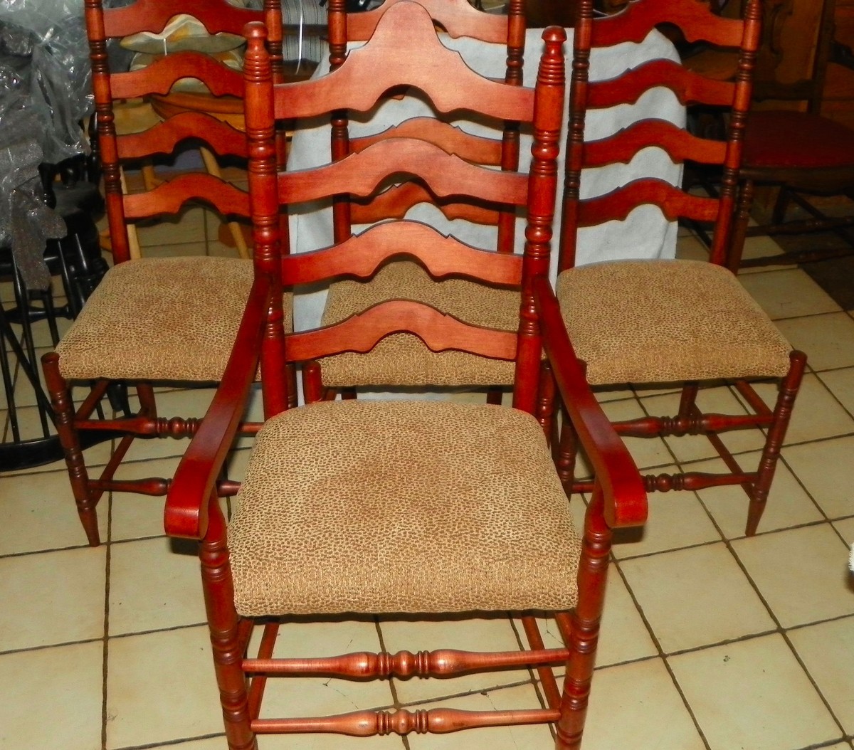 Set of 4 Mid Century Cherry Ladderback Dinette Chairs by Willett