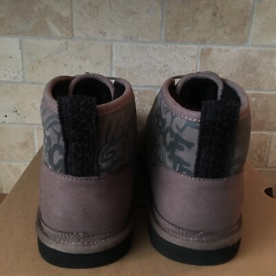 UGG Neumel Street Graffiti Slate Suede Sheepskin Chukka  display picture 3