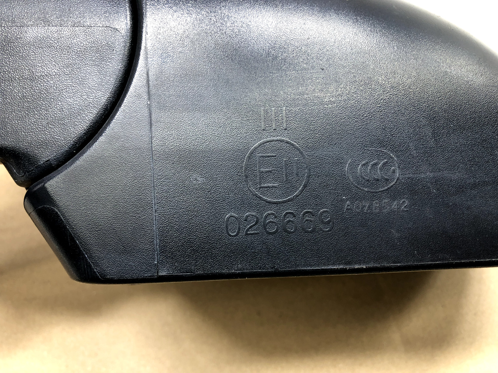 2014-2017 MASERATI QUATTROPORTE LEFT DRIVER DOOR MIRROR OEM.